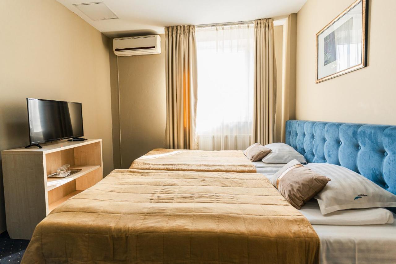 Hotel Pacific 티미쇼아라 외부 사진