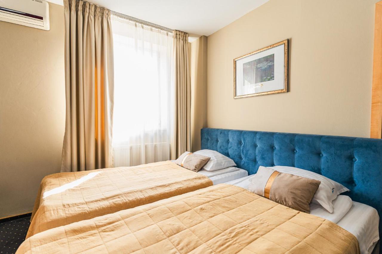 Hotel Pacific 티미쇼아라 외부 사진