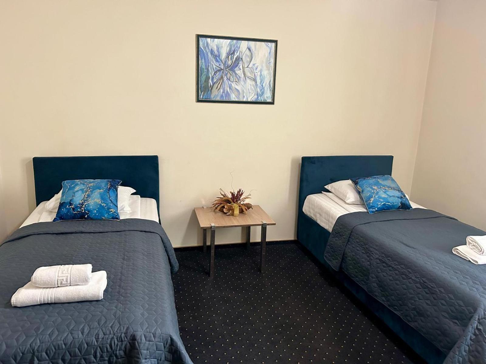 Hotel Pacific 티미쇼아라 외부 사진