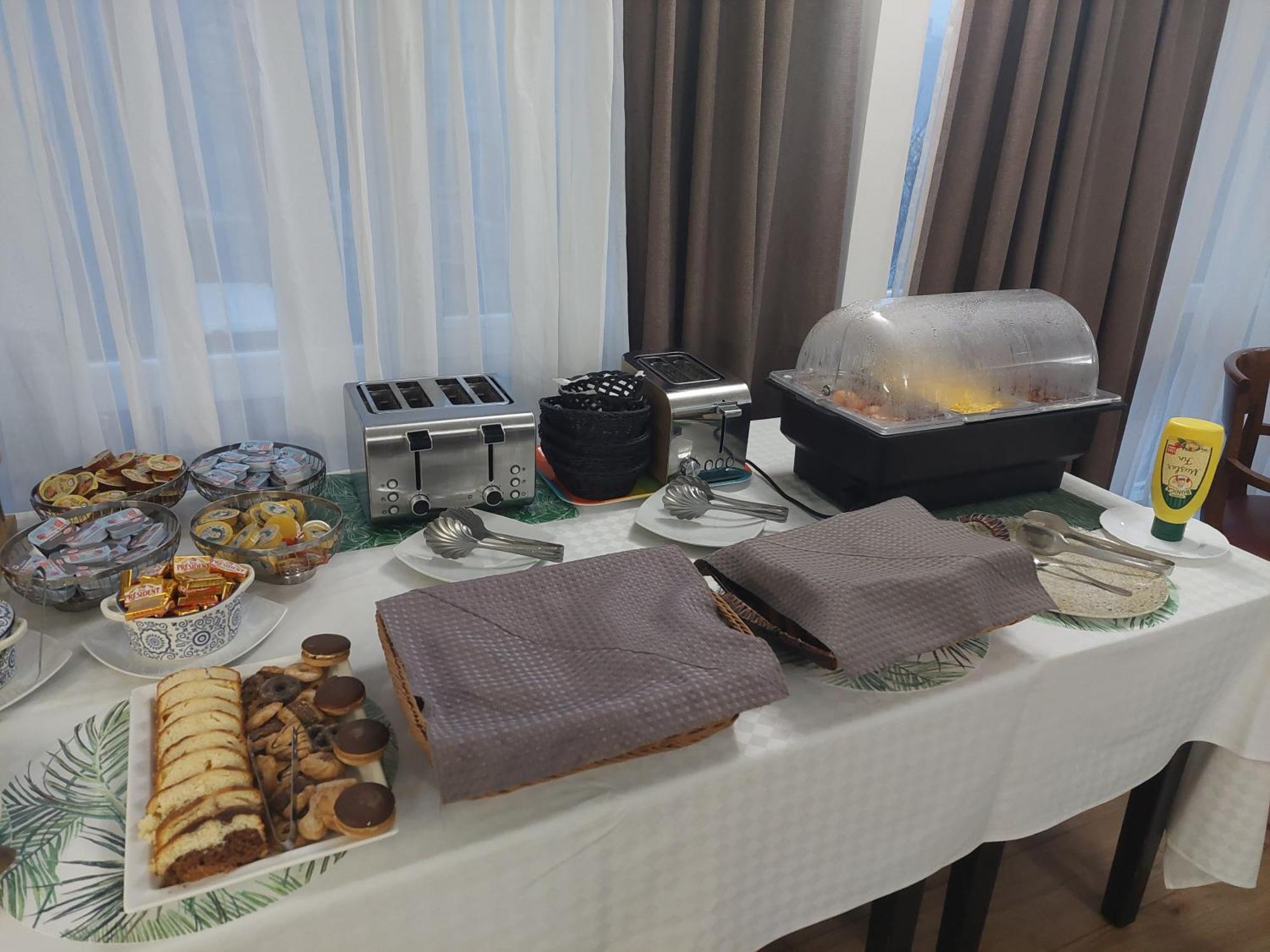 Hotel Pacific 티미쇼아라 외부 사진